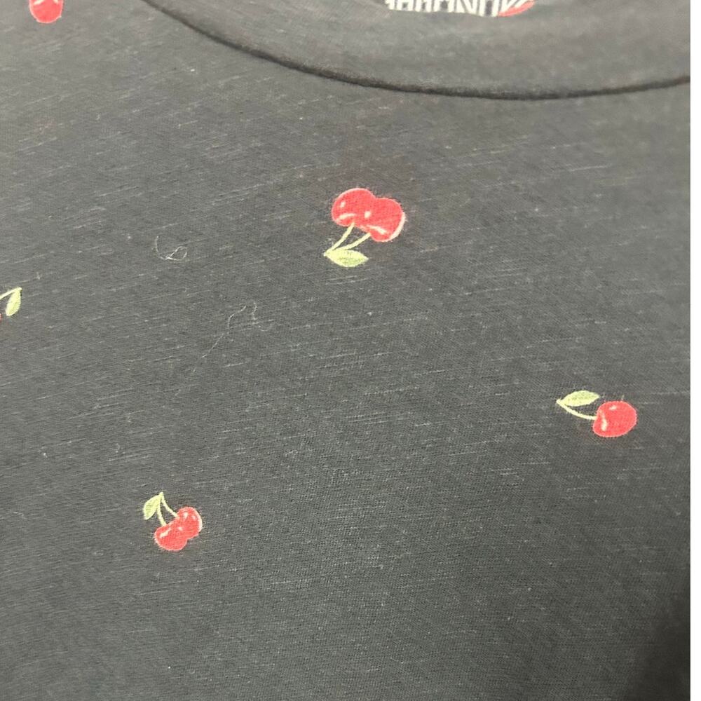 PINK Victoria’s Secret Black Cherry Print Crop Tee size L - Picture 4 of 8